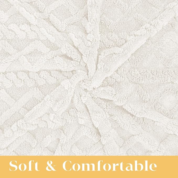 MACEVIA Fluffy Fleece Dog Blankets,Warm Soft Fuzzy Pets Blanket for Puppy,Small,Medium,Large Dogs and Cats,Plush Pet Throws for Bed,Couch,Sofa,Travel(29x40 Inch, Beige)