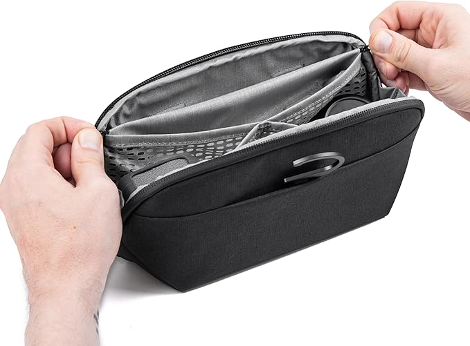 Peak Design Small Wash Pouch, Black, Weatherproof Travel Toiletry Bag, Upright or Hanging Toiletry Kit with Pockets, Magnetic Toothbrush Pocket, Wide UltraZip Opening, Toiletry Bag for Men and Women