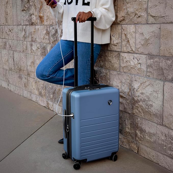 Traveler's Choice Markham Hardside Expandable Luggage with Double Spinner Wheels, Carry-On 21-Inch Suitcase, Navy