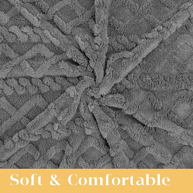 MACEVIA Fluffy Fleece Dog Blankets, Warm Soft Fuzzy Pets Blanket for Puppy, Small, Medium, Large Dogs and Cats, Plush Pet Throws for Bed, Couch, Sofa, Travel (24x29 Inch,Charcoal Gray)