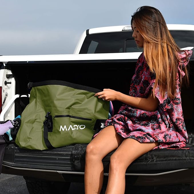 Malo'o Waterproof Dry Bag Duffel 40L/60L/100L, Roll Top Duffel Keeps Gear Dry for Kayaking, Rafting, Boating, Swimming, Camping, Hiking, Beach, Fishing - Internal & External Pockets and Molle Loops