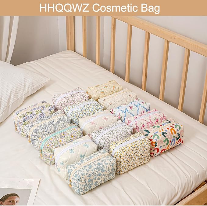 Makeup Bag Travel Cosmetic Bag for Women Girls, Zipper Make Up Pouch, Floral Flowers Toiletry Organizer Makeup, Portable Storage Bag, Cosmetic Travel Cloth Bag (Pink+Large Blue Flowers)