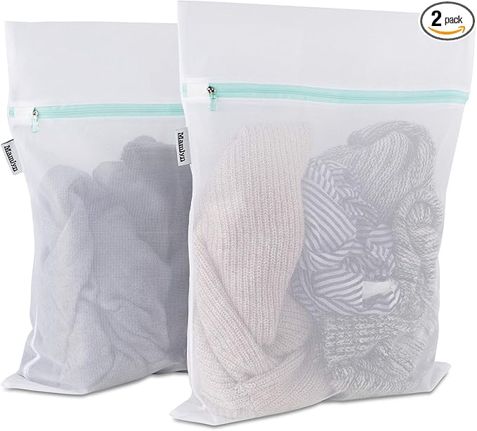 Mesh Laundry Bag for Delicates, Wash Bag for Underwear and Lingerie, Makeup Organizer Bag (2 Medium)