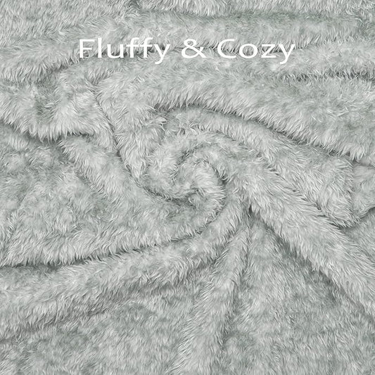 MACEVIA Fluffy Fleece Dog Blankets,Warm Soft Fuzzy Pets Blanket for Puppy,Small,Medium,Large Dogs and Cats,Plush Pet Throws for Bed,Couch,Sofa,Travel(24x29 Inch, Light Gray)