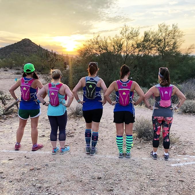 TRIWONDER Hydration Running Vest Backpack, Lightweight Water Pack for Men Women Hydration Backpack for Trail Race, Hiking, Cycling, Climbing, Camping, Jogging, Marathon