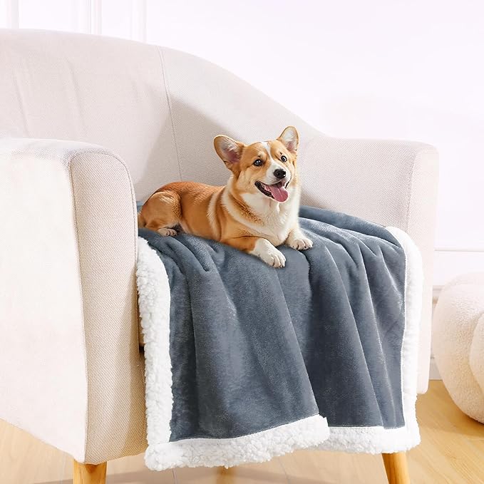 Smiry Waterproof Blanket Throw for Large Dogs, Soft Reversible Dog Blanket for Sofa Couch Bed, Washable Leakproof Sherpa Fleece Furniture Couch Protector(40"x60", Grey/White)