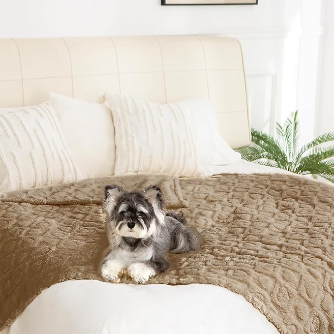 gogobunny Calming Plush Dog Cat Blanket 300GSM Coral Fleece, Ultra-Soft Machine Washable Pet Bedding for Small Medium Dogs Cats Puppies Kittens (Brown, 50x60)
