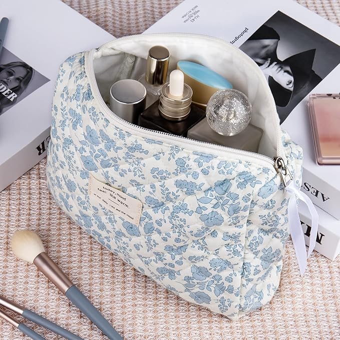 Floral Makeup Bag, Large Cosmetic Bag for Women Girls, Cute Cotton Make up Pouch, Quilted Makeup Bags, Flower Travel Toiletry Organizer Bag(Blue Floral)