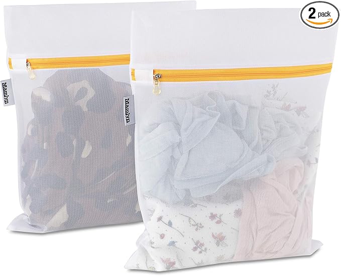 Mesh Laundry Bag for Delicates, Wash Bag for Underwear and Lingerie, Makeup Organizer Bag (2 Small)